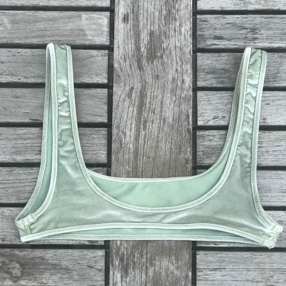 Triangl Velvet Bikini Size XSmall⚡️SOLD - Picture 3 of 6